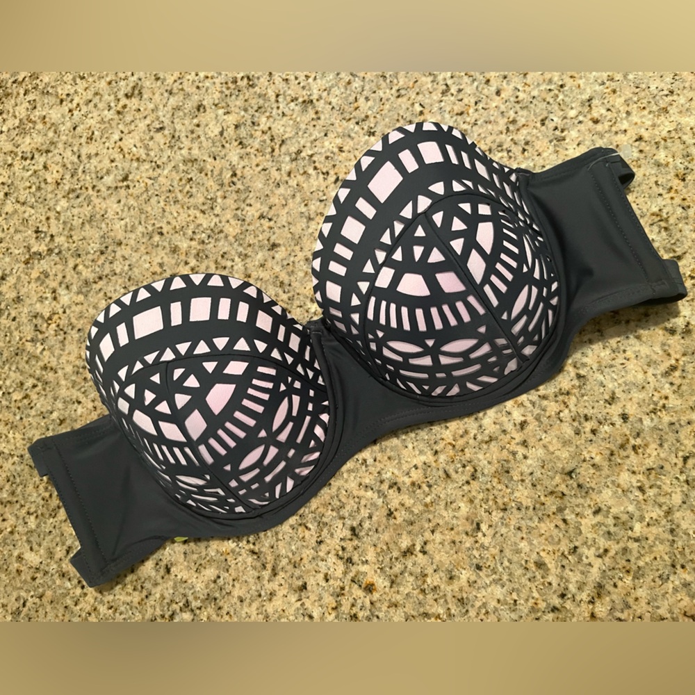 Xhilaration Push up laser cut bikini top size XL